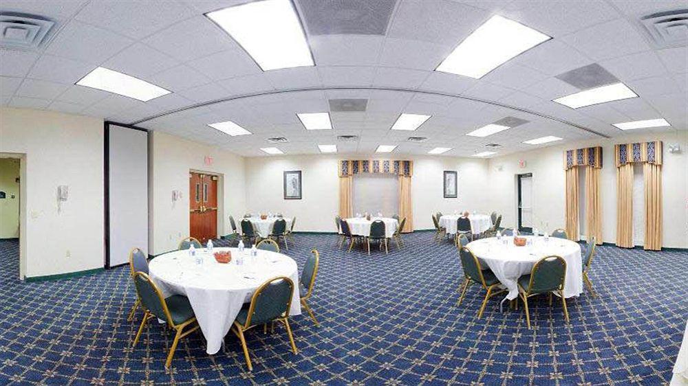Holiday Inn Express Cambridge Exterior foto