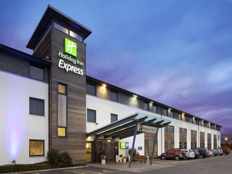 Holiday Inn Express Cambridge Exterior foto